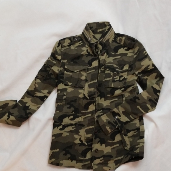 Fitted Camo Army Style Jacket w/ Cinch Waist - Picture 2 of 8